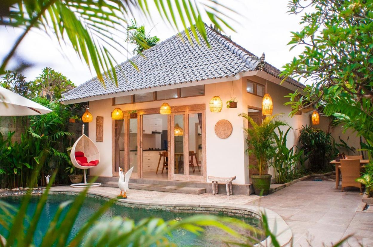 Ambermoon Villas Seminyak Extérieur photo