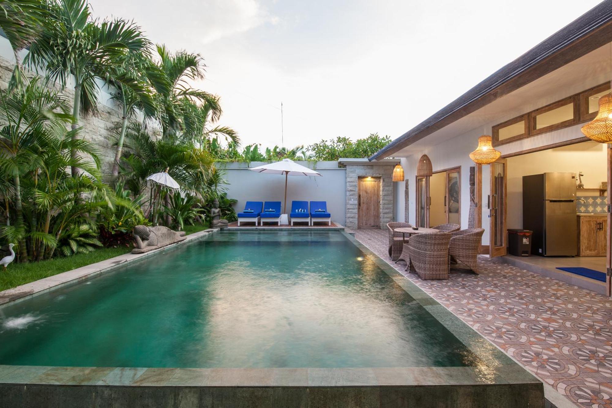 Ambermoon Villas Seminyak Extérieur photo